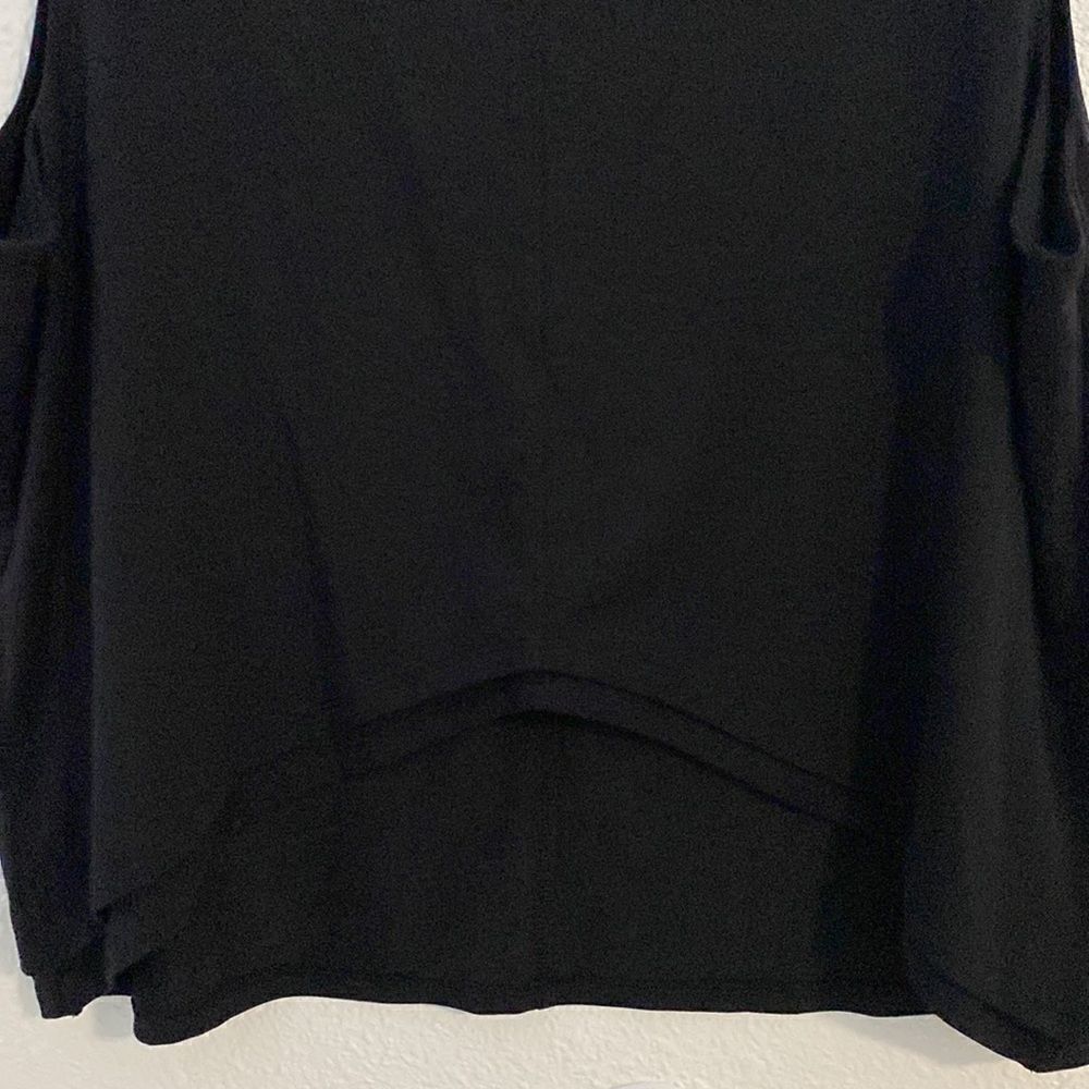 Athleta- Black tank with high rise back detail- Size XL - Picture 5 of 6